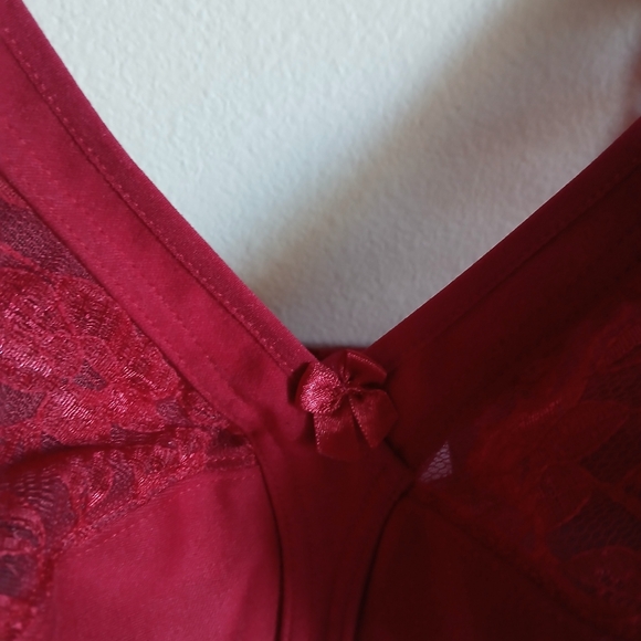 Plusform Instant Shaping Red Bra Size 50B New - Picture 3 of 12
